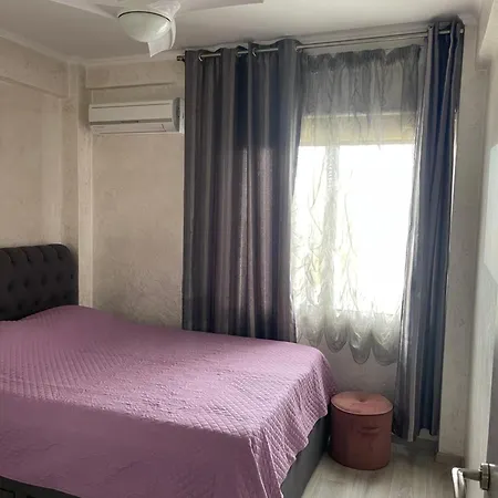 Galaxy Court Modern Lejlighed *